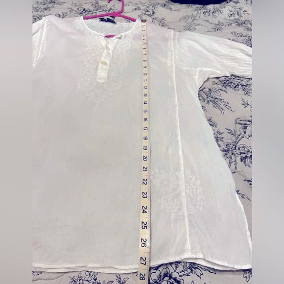 White Cloud White top with button up front; long sleeves; Women’s size Large - Picture 7 of 9